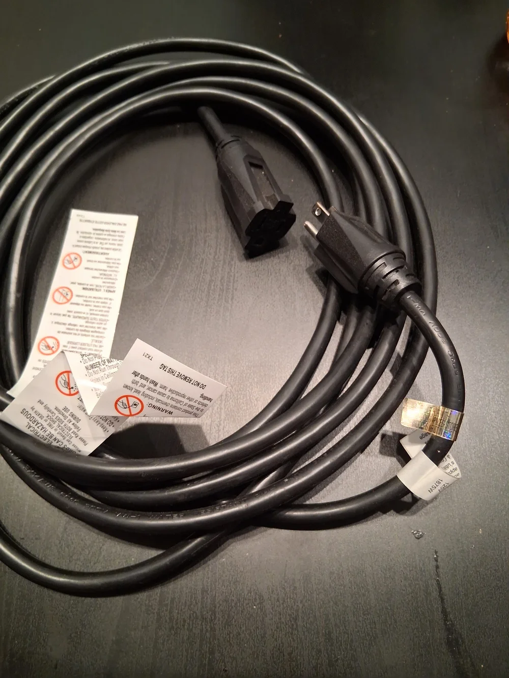 Black Power Extension Cable 125V 1875W 15A Heavy Duty